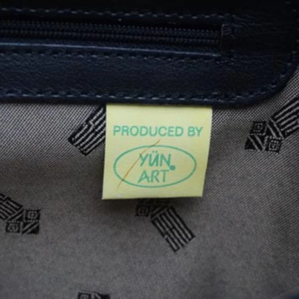 Vintage Yun Art Kilim and Leather Brief Case
